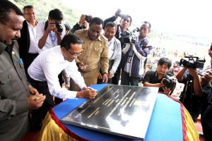 Peresmian dimulainya pembangunan PLTA Baliem di Wamena, Papua, Rabu, 1 Agustus 2012.