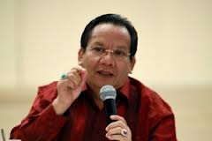 Gubernur sulteng H Longki