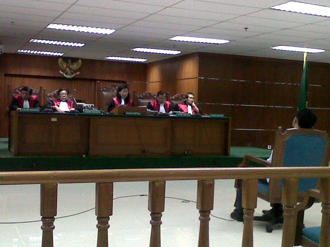 Pengembalian USD 9,9 Juta Dalam Vonis Bioremediasi Untuk Siapa?