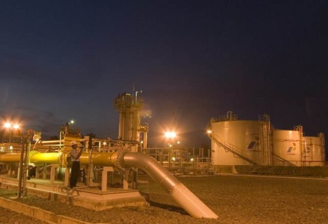 Pertamina Wajib Beli Minyak Kontraktor Sesuai Harga Pasar