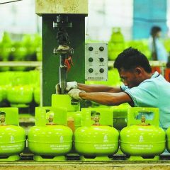 Usulan Kenaikan Ditolak, Subsidi Solar akan Dialihkan ke LPG 3 Kg