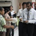 10 Pelajar Berprestasi Asal Papua Terima Beasiswa PLN