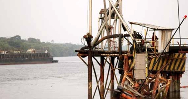 Dermaga Ditabrak Tanker, Pertamina EP Antisipasi Kebocoran Minyak