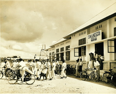 Sekolah ini merupakan salah satu warisan investasi sosial Chevron.