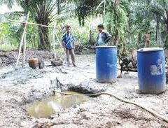 Pengeboran Minyak Ilegal Marak, Pemkab dan Polisi Lamban Bertindak