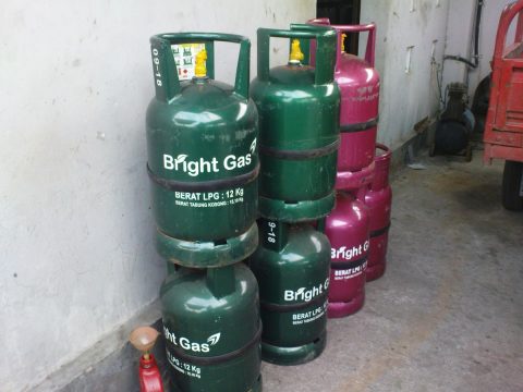 Dampak Perang Timur Tengah Mulai Terasa, Pertamina Naikkan Harga LPG Nonsubsidi