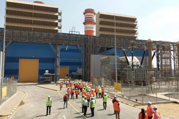 Komponen Impor Proyek Kelistrikan Harus Direm