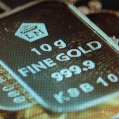 Pelemahan Dolar AS Dorong Kenaikan Harga Emas