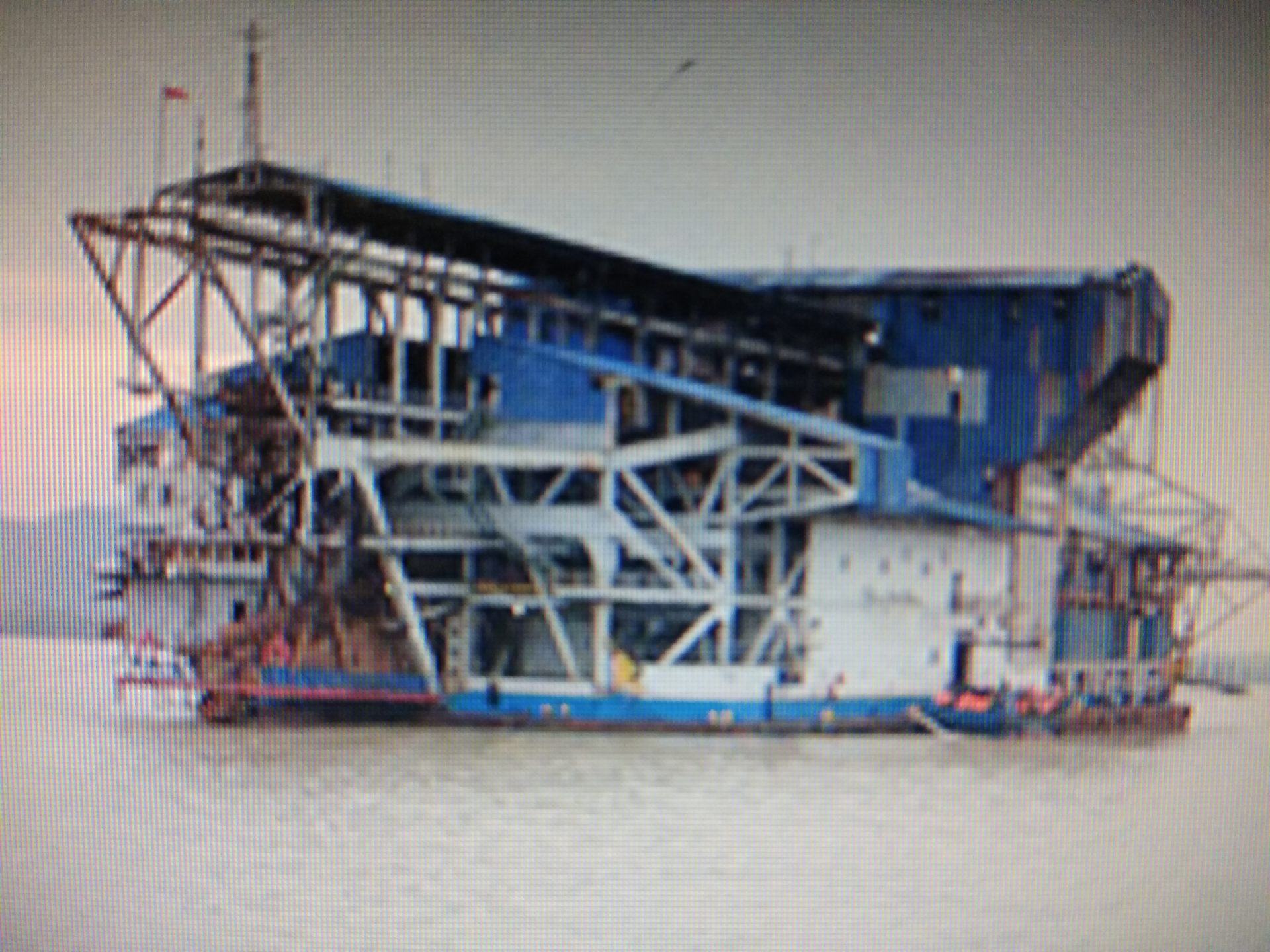 Bahlil Says Government Will Immediately Halt Tin Exports