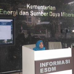 Kementerian ESDM Gandeng OJK Atasi Kesulitan Keuangan Pengembang EBT