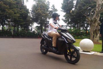 Sepeda Motor Listrik Dukung Konservasi Energi