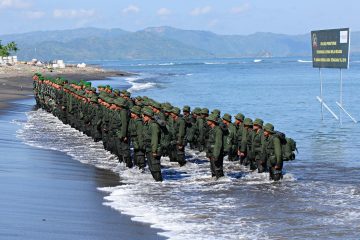 Ribuan Karyawan Amman Mineral dan Aliansi Ikuti Diklat Bela Negara