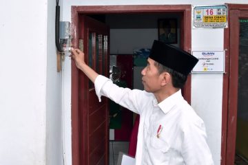 Sebanyak 30.937 Rumah Tangga di Garut Dapat Sambungan Listrik Gratis