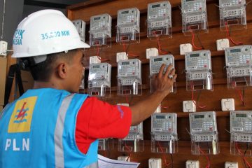 PLN Turunkan Tarif Listrik Pelanggan Rumah Tangga Mampu 900 VA
