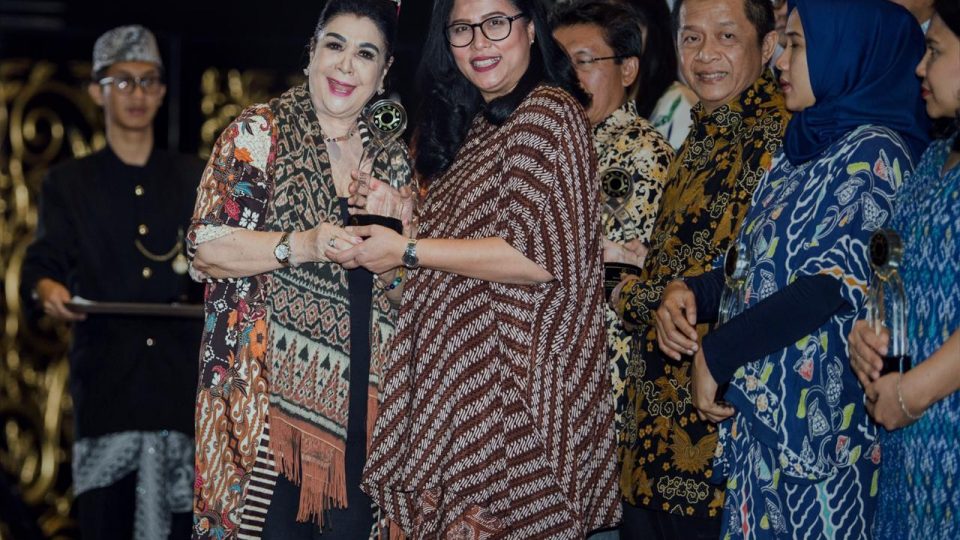 Terbaik Pelaksanaan CSR Subkategori Comdev, Amman Raih Penghargaan Emas di Ajang PRIA 2019