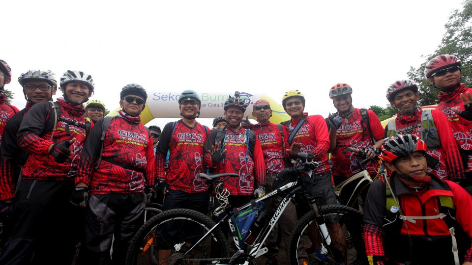 PGE Area Kamojang dan Alumni Geologi ITB Sosialisasikan Energi Ramah Lingkungan. Ini Caranya!