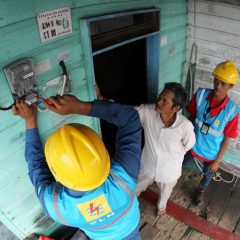 Infrastruktur dan Jaringan Lengkap, Rumah Tangga di Jawa Timur Justru Paling Banyak Belum Dapat Akses Listrik 