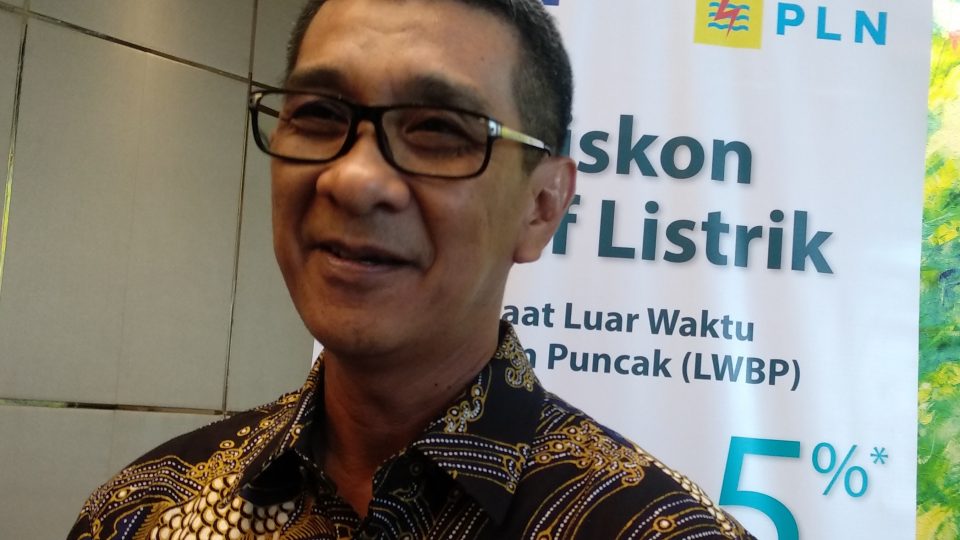 Mau Diskon Tarif 30%, Gunakan Daya Listrik di Luar Jam Puncak