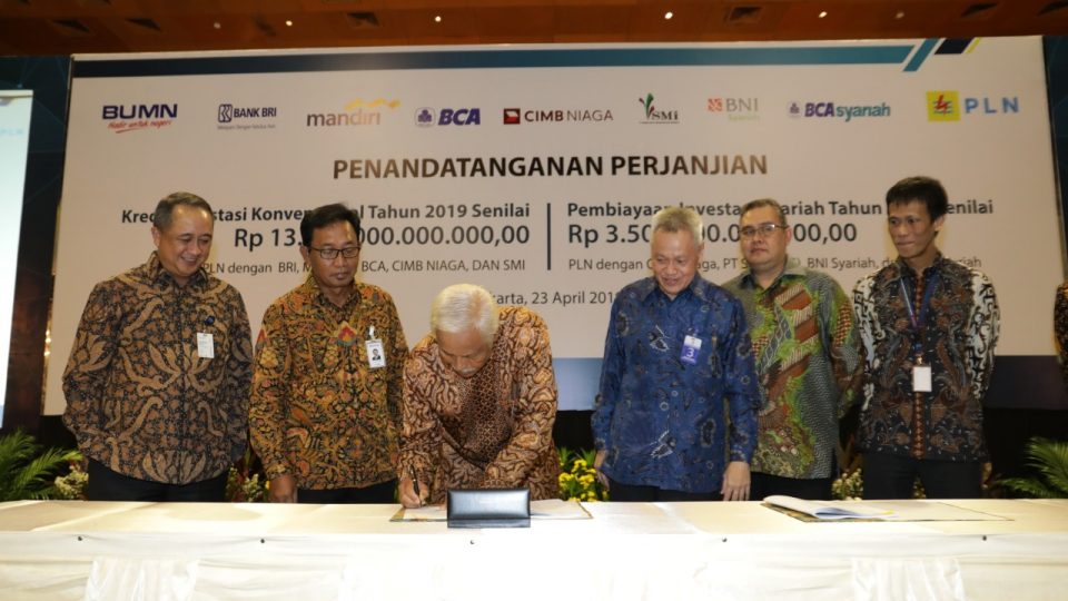 PLN Dapat Pinjaman Kredit Sindikasi Dari Bank Nasional Sebesar Rp 16,75 Triliun