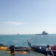 Pertamina Kerahkan Lima Giant Octopus dan 2.000 Meter Static Oil Boom