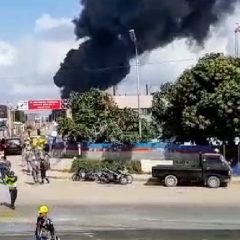 Area Kilang Balikpapan Terbakar