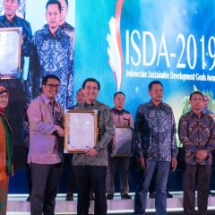 Dian Swastatika Raih Penghargaan Emas pada ISDA 2019 Kategori SDGs-8
