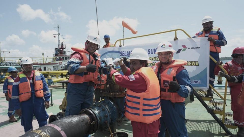 Wujudkan Sinergi, Pertamina EP Papua Field Lifting Perdana Minyak Salawati Mix ke Kilang Kasim