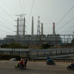 PLTS Mau Gantikan PLTU Suralaya, Ini Syaratnya