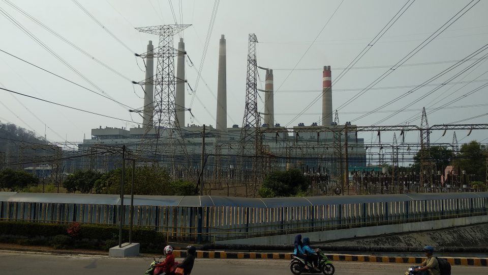 Setop Operasi PLTU Suralaya, Pemerintah Siapkan PLTS Sebagai Pengganti