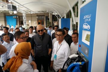 PLN Jakarta Operasikan Stasiun Pengisian Kendaraan Listrik Teknologi Isi Cepat