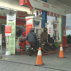 Bayar BBM Lebih Mahal, Rakyat Berhak Tuntut Ganti Rugi Rp13,75 Triliun