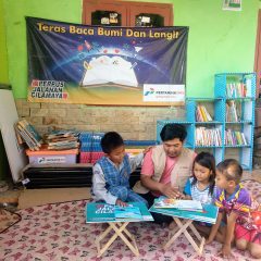 Perpustakaan Jalanan Pemacu Minat Baca di Cilamaya
