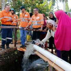 Dorong Kesejahteraan Petani Lokal, Cucu Usaha United Tractors Bangun Infrastruktur Jembatan