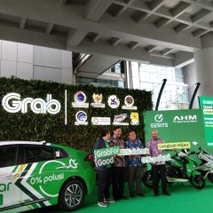 Kendaraan Listrik Grab Mulai Beroperasi
