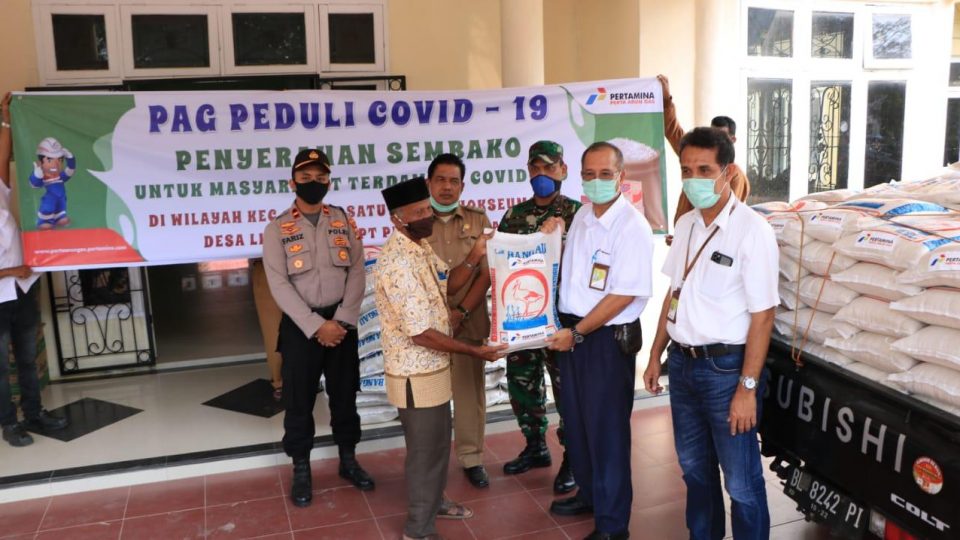 Hadapi Pandemi Covid-19, Anak Usaha Pertagas Bagikan 260 Paket Sembako di Lhokseumawe
