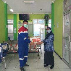 Pertagas Salurkan Bantuan APD untuk Tenaga Medis