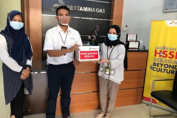 Pertagas Beri Bantuan APD kepada Tenaga Medis di Palembang