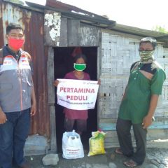 Pertagas Bagi 500 Paket Sembako di Tengah Pandemi Covid-19