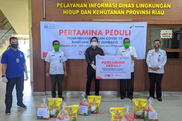 Bersama Pertamina Peduli, Pertagas Salurkan Sembako di Riau