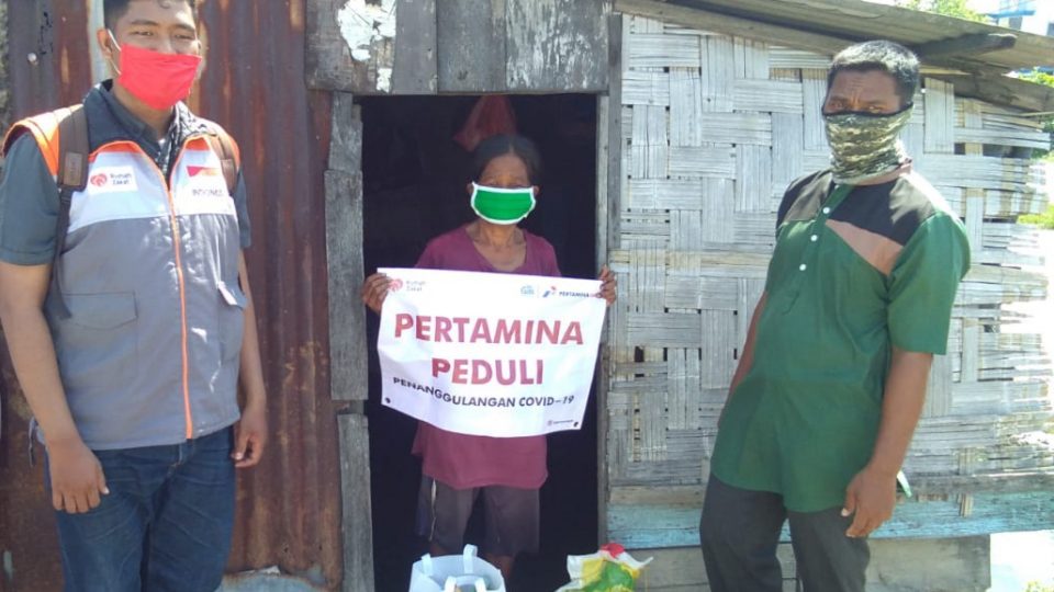 Pertagas Bagikan 500 Paket Sembako ke Warga Terdampak Covid-19 di Tiga Area Operasi