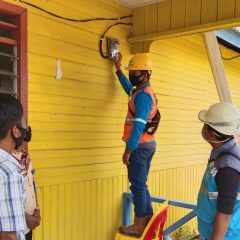 Tujuh Desa di Perbatasan Indonesia – Malaysia Akhirnya Dialiri Listrik