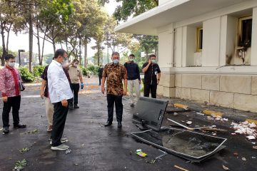 Menteri ESDM Ceritakan Suasana Mencekam Saat Kantornya Dirusak Massa Anti UU Cipta Kerja