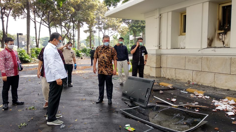 Menteri ESDM Ceritakan Suasana Mencekam Saat Kantornya Dirusak Massa Anti UU Cipta Kerja