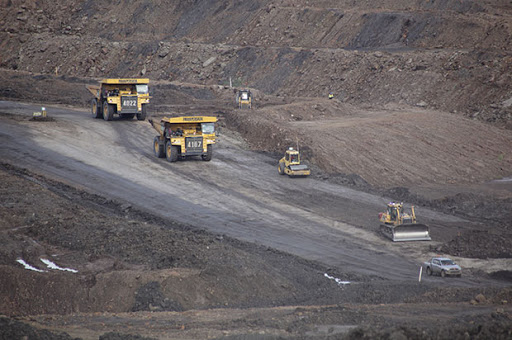 Kementerian ESDM Kaji Penggunaan Batu Bara untuk Produksi Anoda Baterai Listrik