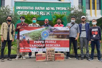 Tanggap Bencana, Federasi Serikat Pekerja Pertamina Serahkan Bantuan Banjir di Lebak
