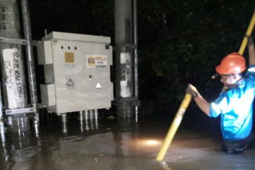 Lebih dari 1.600 Personel PLN Dikerahkan untuk Pulihkan Listrik Akibat Cuaca Ekstrem di Jawa Barat