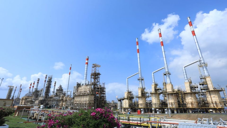 Kilang Balongan Shutdown, Pertamina Proyeksikan Produksi BBM Berkurang 400 Ribu Barel
