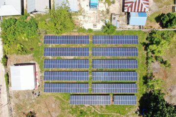 Investasi Rp45 Miliar, PLN Operasikan 10 PLTS di Kabupaten Raja Ampat