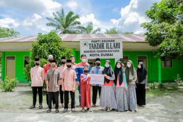 Pertagas Salurkan Santunan di Tujuh Area Operasi