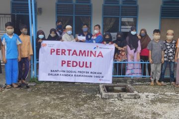 Pertagas Salurkan Santunan Ramadhan di Area Proyek Rokan